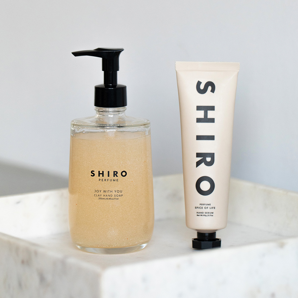 パフューム ハンドケアキット（クレイハンドソープ＆ハンド美容液）