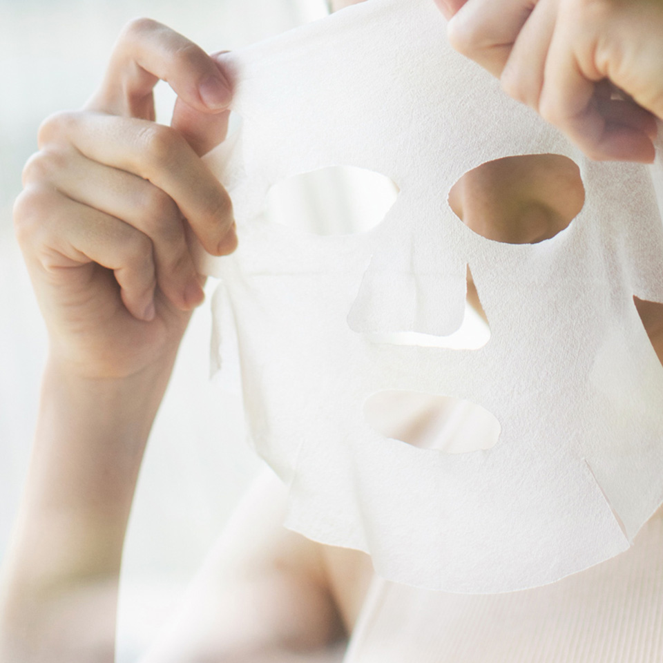 自然の潤いにつつまれる 濃密フェイスマスク